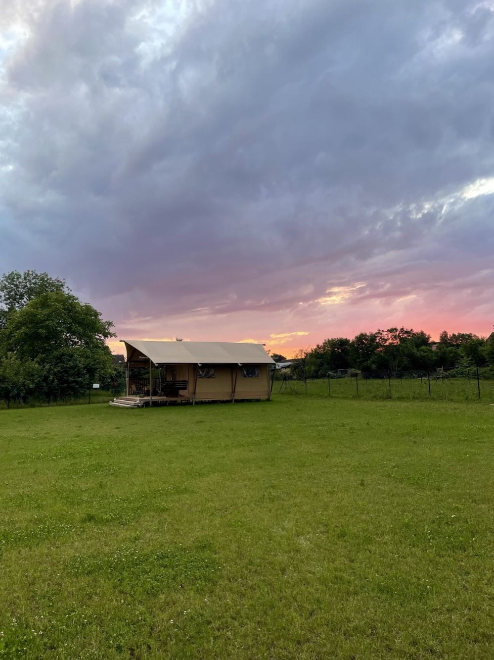 Sielanka Glamping - luksusowy namiot z prywatnym Jacuzzi